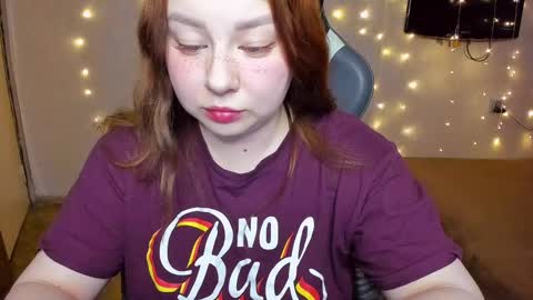 Mila shy sensual person  online show from 12/03/24, 04:47