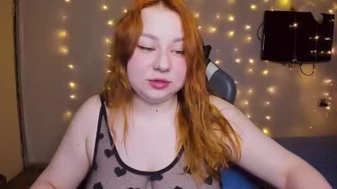 Mila shy sensual person  online show from 01/21/25, 11:35