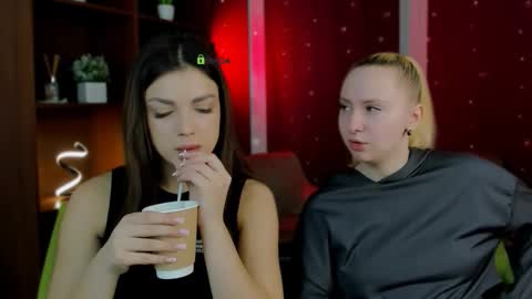 mila_glow online show from 02/04/26, 06:19