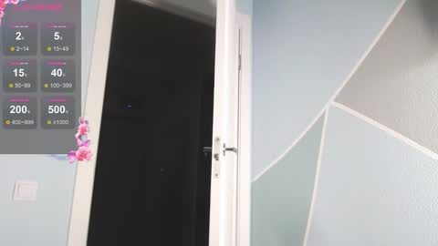 mila_good online show from 12/13/25, 07:53