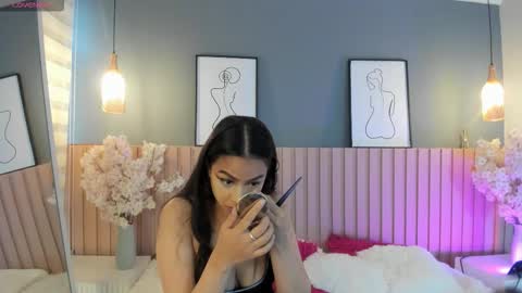 mila_hank online show from 02/24/26, 12:14