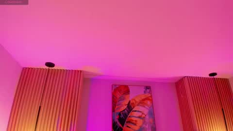 mila_hank online show from 03/20/26, 12:10