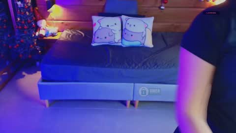 Milena  online show from 12/17/25, 11:05