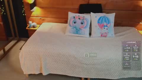 Milena  online show from 02/06/26, 11:35