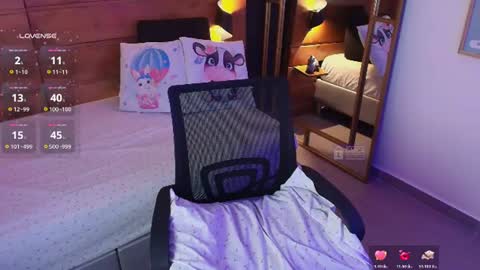 Snapshot of mila_kiitty chatting on 06/26/26, 11:25 Milena online show from 06/26/26, 11:25