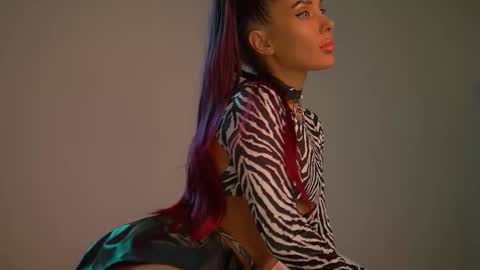 mila may  online show from 02/22/26, 12:45