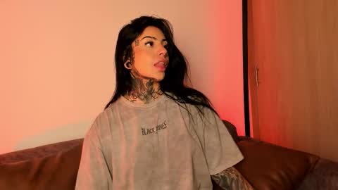     online show from 11/05/25, 11:27