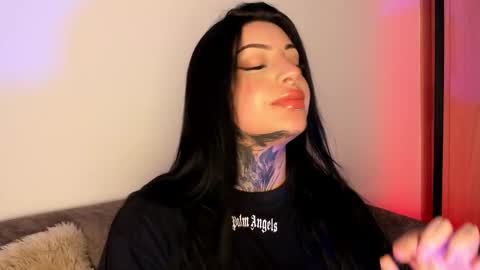     online show from 02/03/26, 09:36