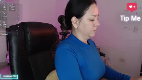 mila_phoenix online show from 11/20/25, 10:15