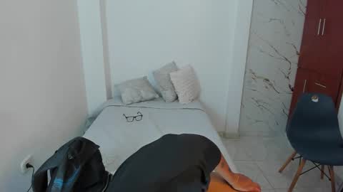 Snapshot of mila_rose1 chatting on 03/04/26, 02:50 martina online show from 03/04/26, 02:50