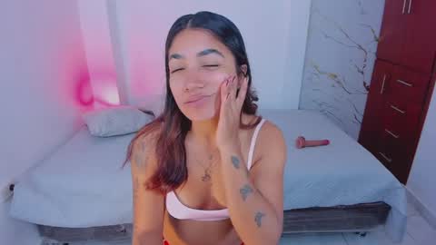 martina online show from 04/09/26, 02:11