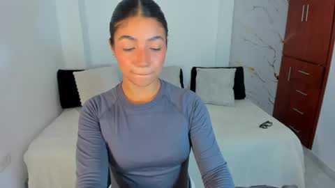 Snapshot of mila_rose1 chatting on 07/02/26, 12:43 martina online show from 07/02/26, 12:43
