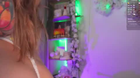 M I L A  online show from 11/19/25, 06:30