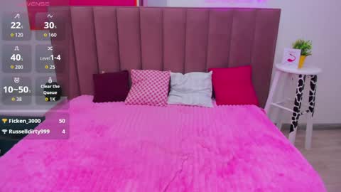 Mila online show from 04/10/26, 01:33