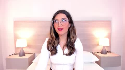 Snapshot of mila_thomass chatting on 03/04/26, 11:16 mila_thomass online show from 03/04/26, 11:16