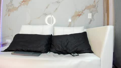          online show from 01/18/25, 09:24