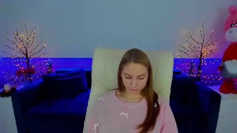 Snapshot of milaaddam chatting on 12/19/25, 07:37 Milla online show from 12/19/25, 07:37