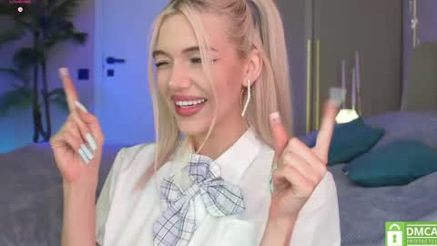 Mila and u can call me sweet bunny online show from 05/03/26, 09:37
