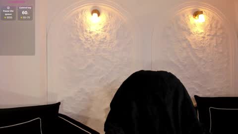 Mila online show from 10/21/25, 02:12