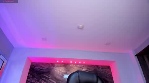 Mila online show from 04/03/26, 03:04