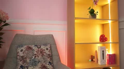 milacrave online show from 02/26/26, 11:31