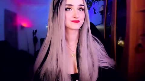 MiladyJolie online show from 01/08/25, 12:38