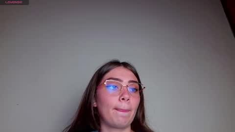 Snapshot of milafyre chatting on 10/12/25, 01:10 valery online show from 10/12/25, 01:10