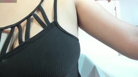 milaheat1 online show from 05/04/26, 08:27