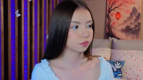 Snapshot of milaice chatting on 06/11/26, 03:21 Mila online show from 06/11/26, 03:21