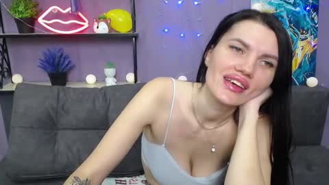 Milaloona online show from 01/30/25, 01:21