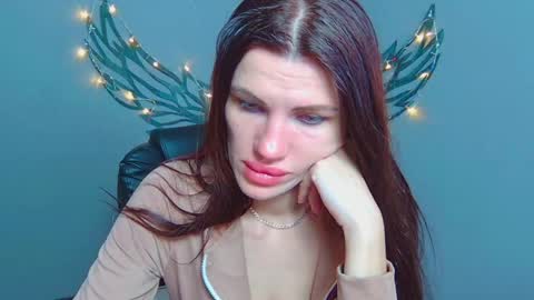 Snapshot of milaloona chatting on 05/31/26, 06:42 Milaloona online show from 05/31/26, 06:42