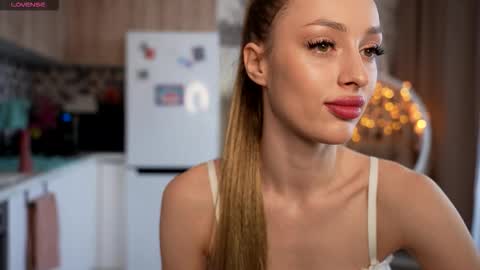 Mila online show from 01/07/26, 05:54