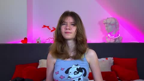 Snapshot of milamaelis chatting on 03/03/26, 06:25 Mila online show from 03/03/26, 06:25