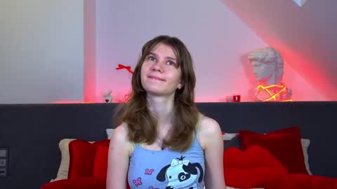 Mila online show from 03/04/26, 06:25