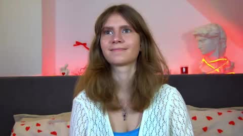 Mila online show from 03/25/26, 06:36