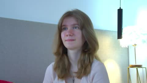 Mila online show from 04/02/26, 06:27