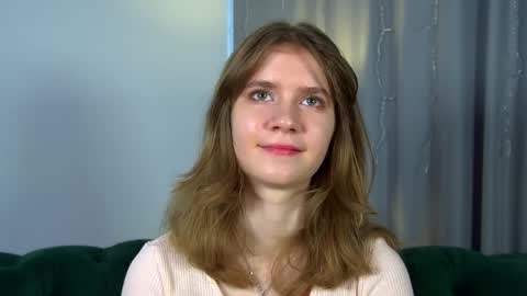 Mila online show from 04/12/26, 06:29