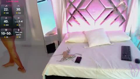 MilaMonroeXX online show from 06/21/26, 02:25