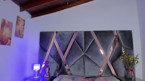 Snapshot of milan_ebony chatting on 03/04/26, 12:33 Milan online show from 03/04/26, 12:33