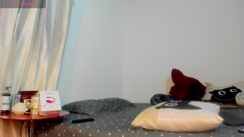 Milane online show from 04/02/26, 06:33