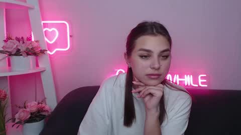 milanaangelas online show from 01/17/25, 11:06