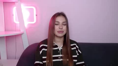 milanaangelas online show from 03/21/26, 05:45