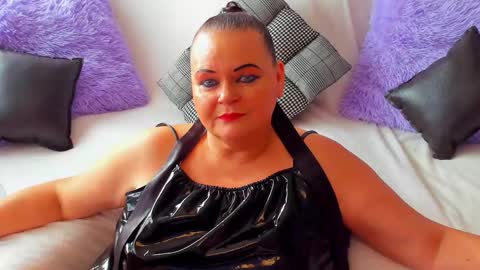 Snapshot of milanabiegert chatting on 09/27/25, 08:19 Lana online show from 09/27/25, 08:19