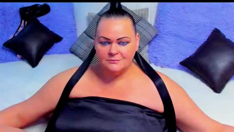 Lana online show from 12/04/25, 11:30