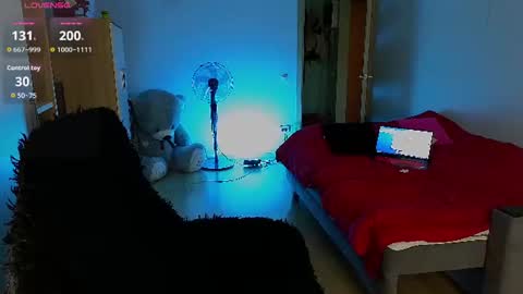 Snapshot of milanafox_ chatting on 06/20/26, 06:54 Lana online show from 06/20/26, 06:54
