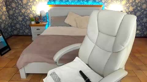 Milana online show from 03/02/25, 04:53