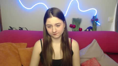 milanaroz online show from 03/12/26, 05:57