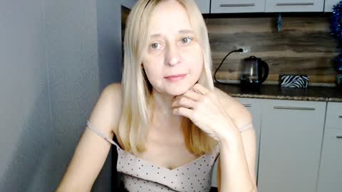 Milena online show from 01/08/25, 05:27