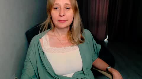 Snapshot of milanav chatting on 05/15/26, 07:48 Milena online show from 05/15/26, 07:48