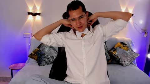 milandavid1 online show from 03/30/26, 06:31